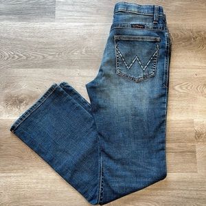 NWOT Wrangler Willow Ultimate Riding Jean Size 9x32